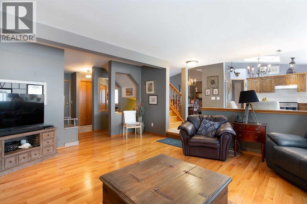 110 Arbour Ridge Heights NW - 16