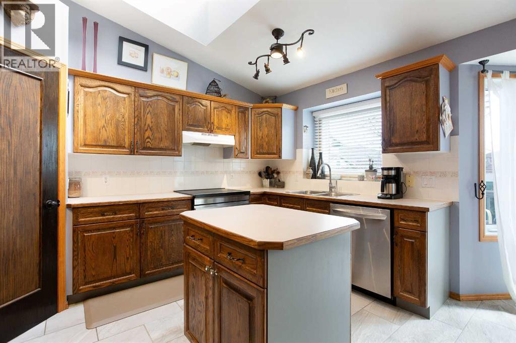 110 Arbour Ridge Heights NW - 17