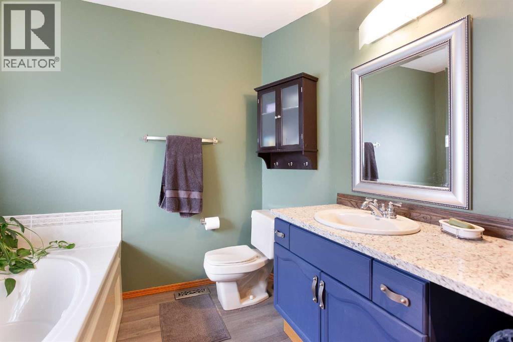 110 Arbour Ridge Heights NW - 26