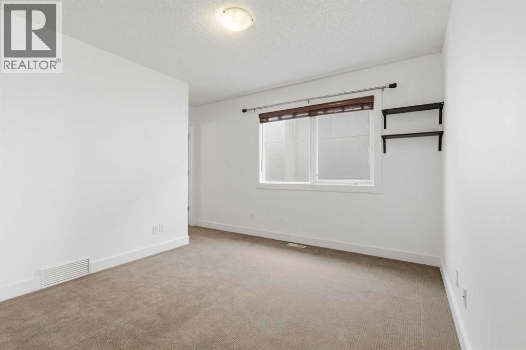 2623 25A Street SW - 26