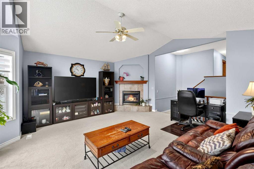 129 Bridlewood Way SW - 18