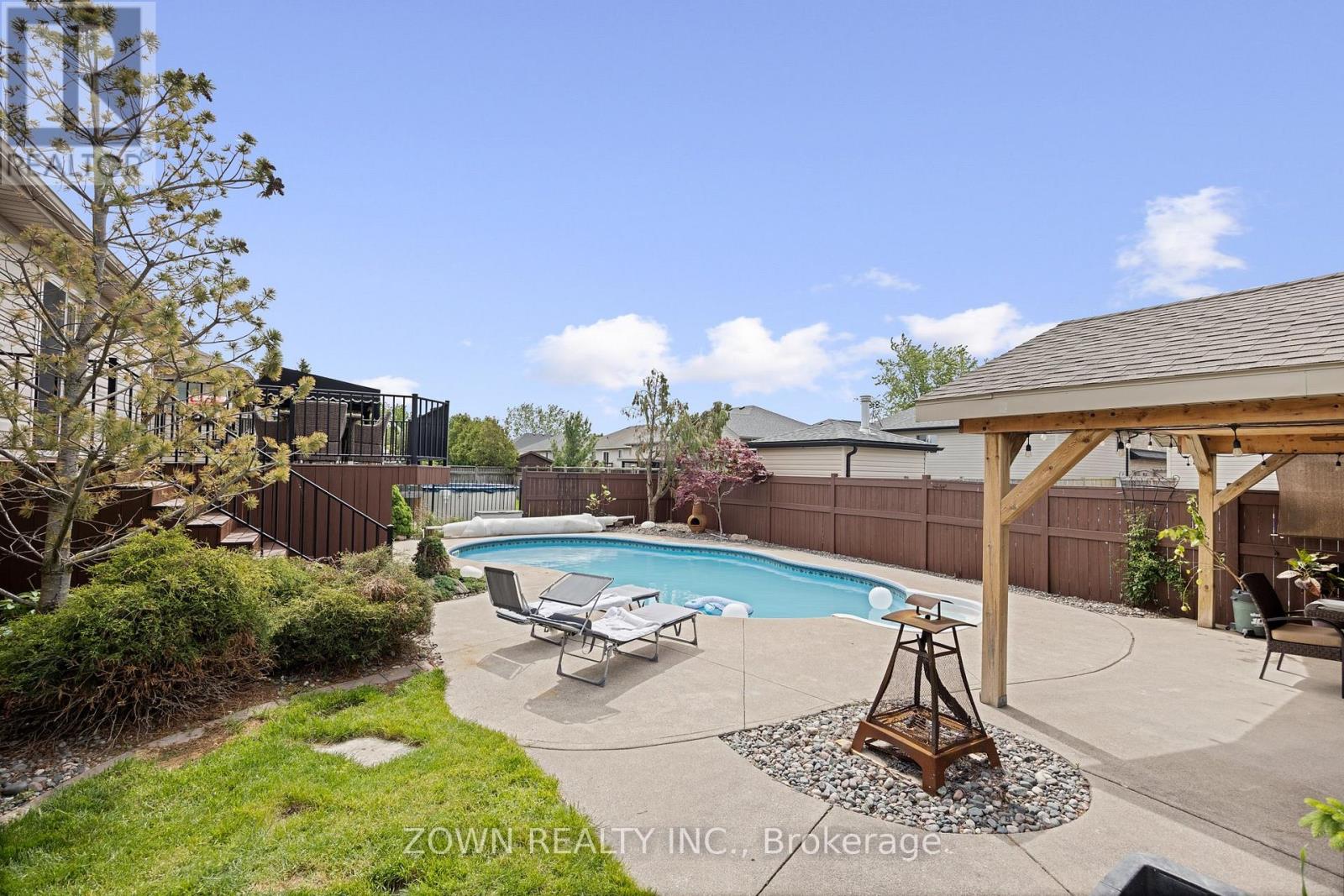 1433 GIRARD DRIVE - 25