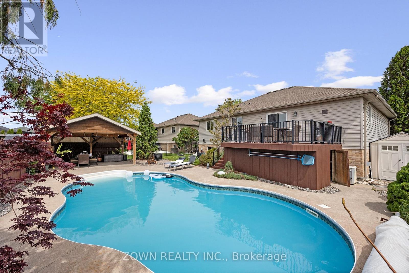 1433 GIRARD DRIVE - 27