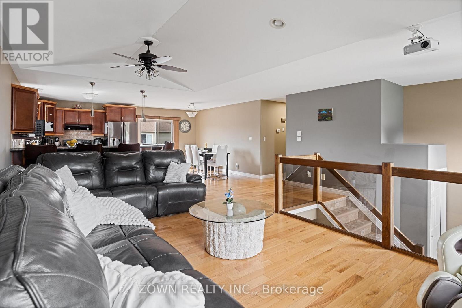 1433 GIRARD DRIVE - 6