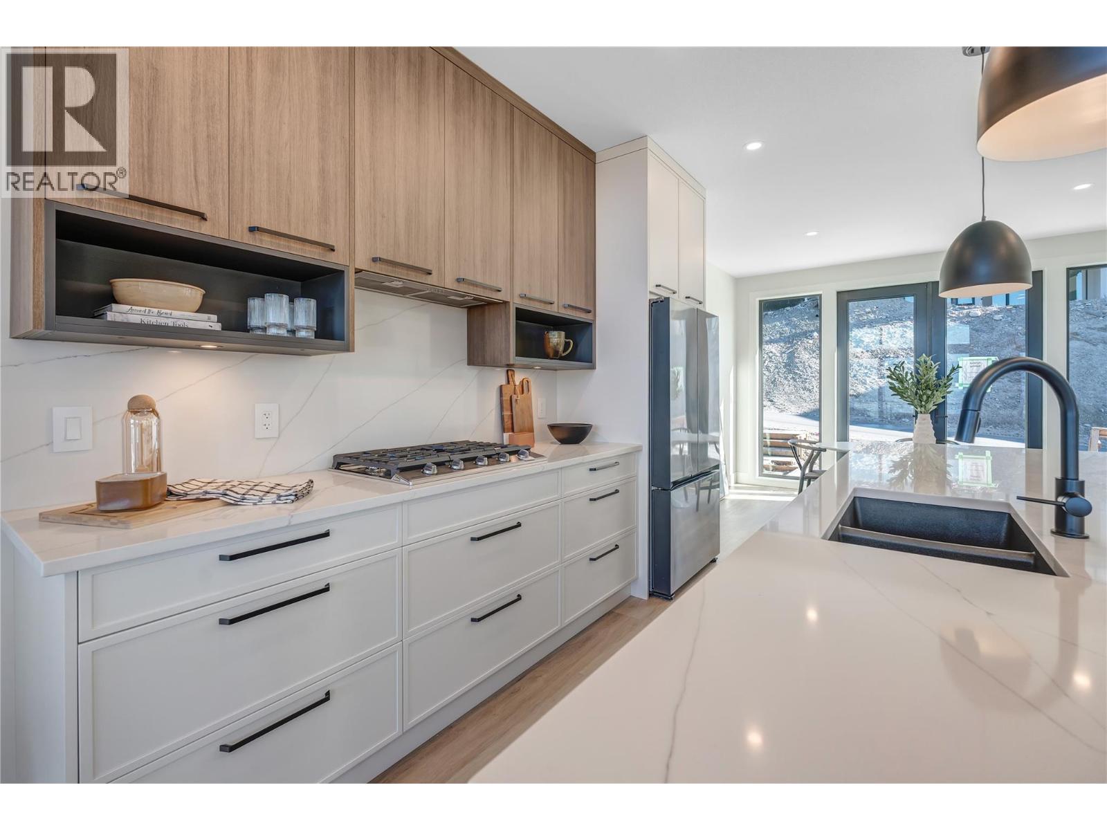 #102 1100 Antler Drive - 19