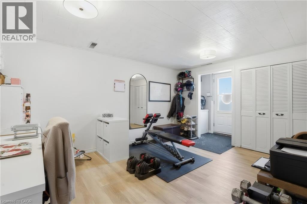 222 PARK Row - 24