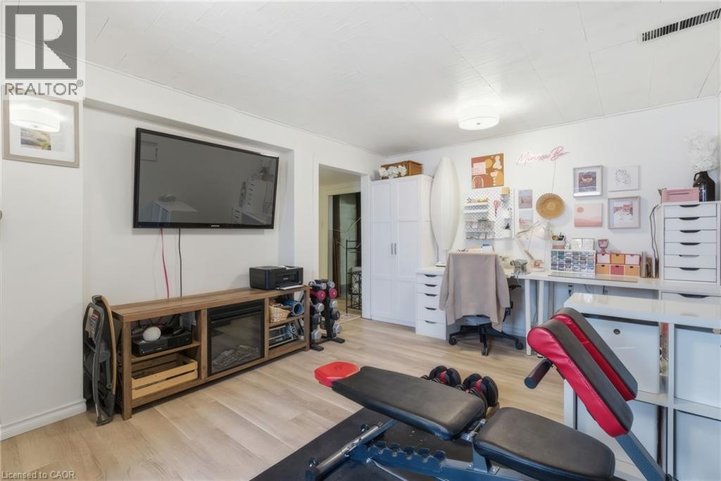 222 PARK Row - 23