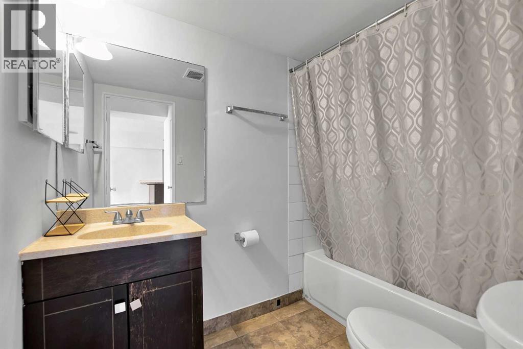 #210 519 17 Avenue SW - 17