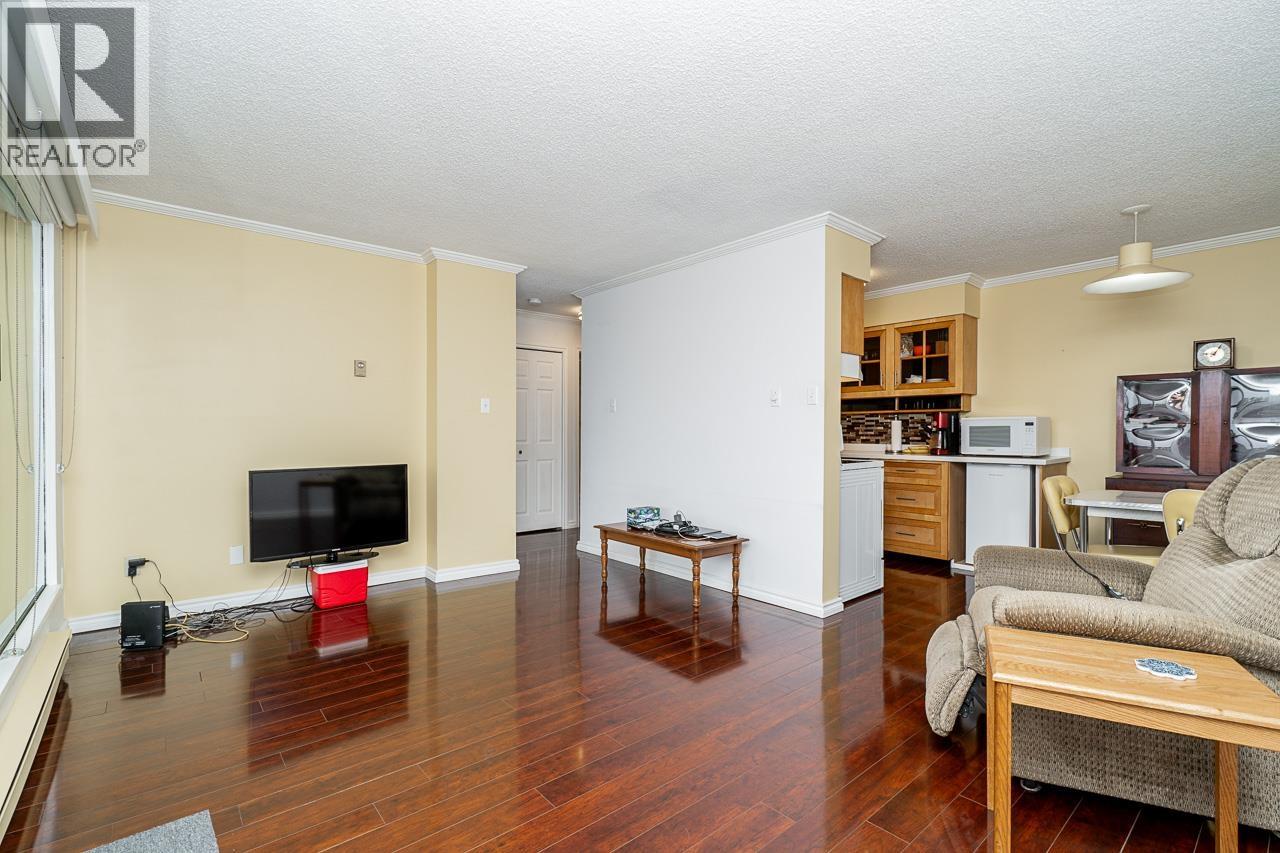 605 1026 QUEENS AVENUE, New Westminster