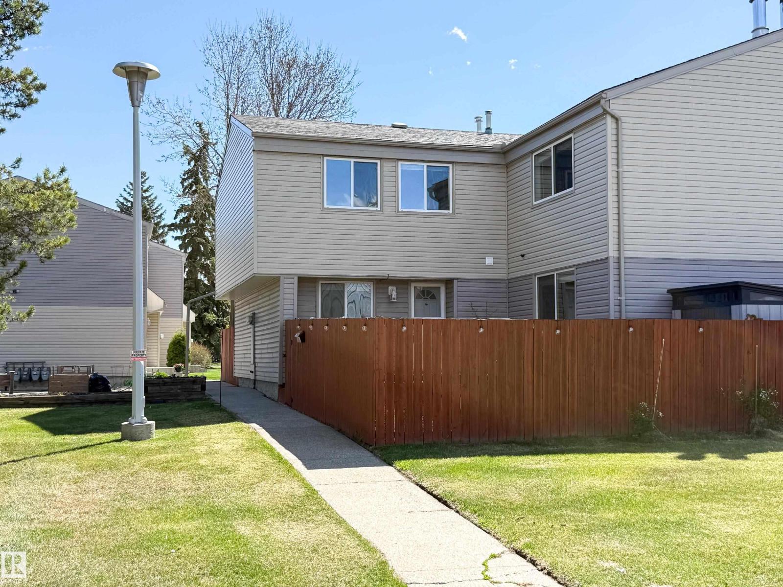5642 148 ST NW - 1