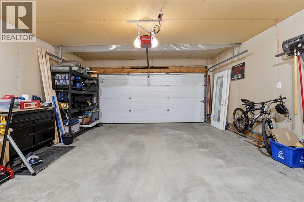112 Ingle Close — photo 30