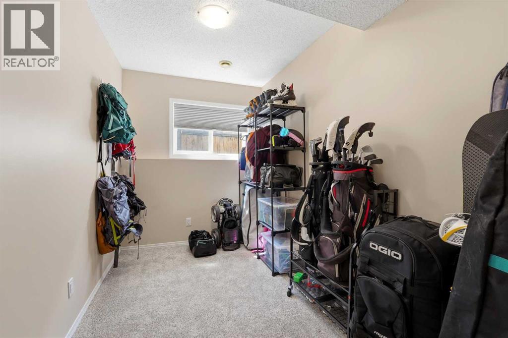112 Ingle Close — photo 29