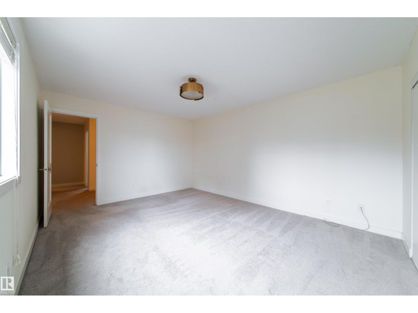 5642 148 ST NW - 21