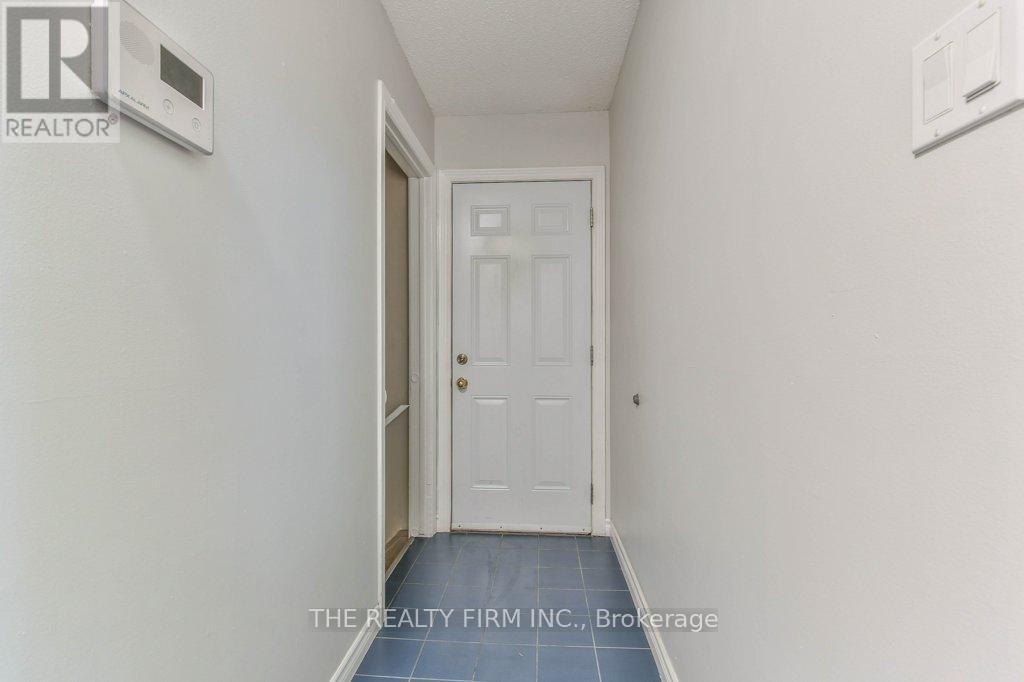 1584 ALDERSBROOK ROAD - 25