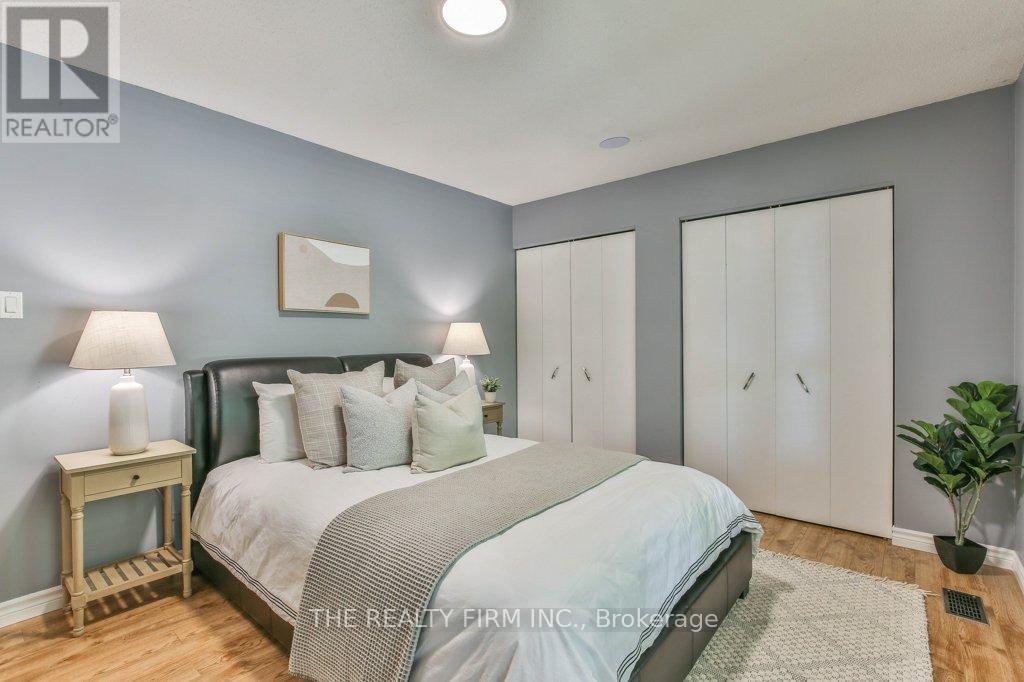 1584 ALDERSBROOK ROAD - 31