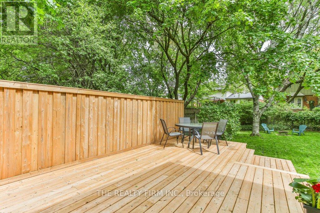 1584 ALDERSBROOK ROAD - 46