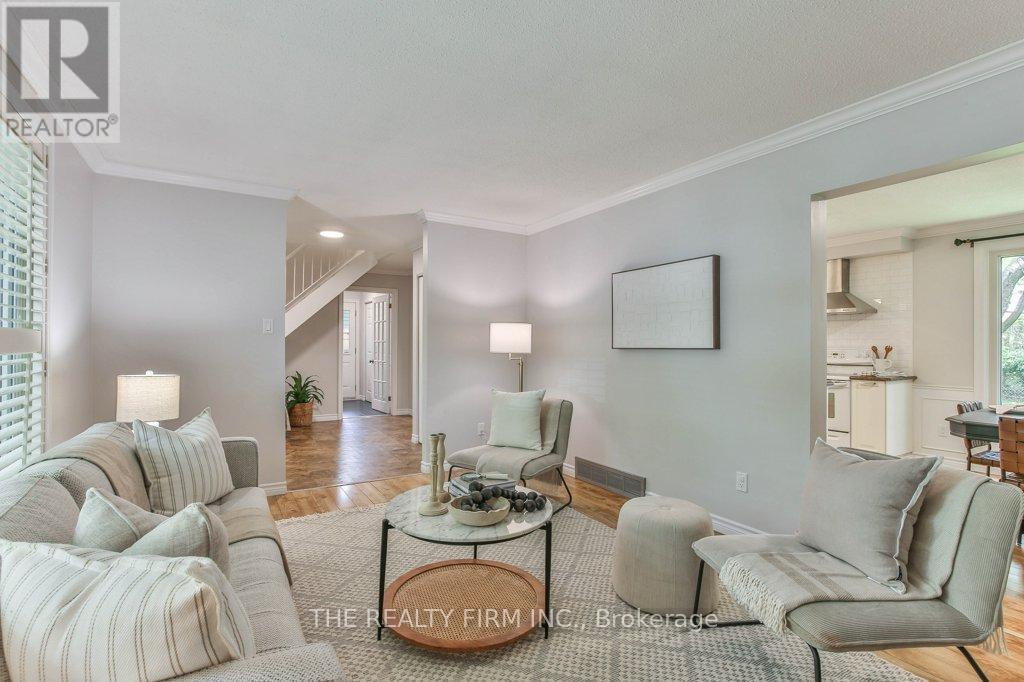 1584 ALDERSBROOK ROAD - 8