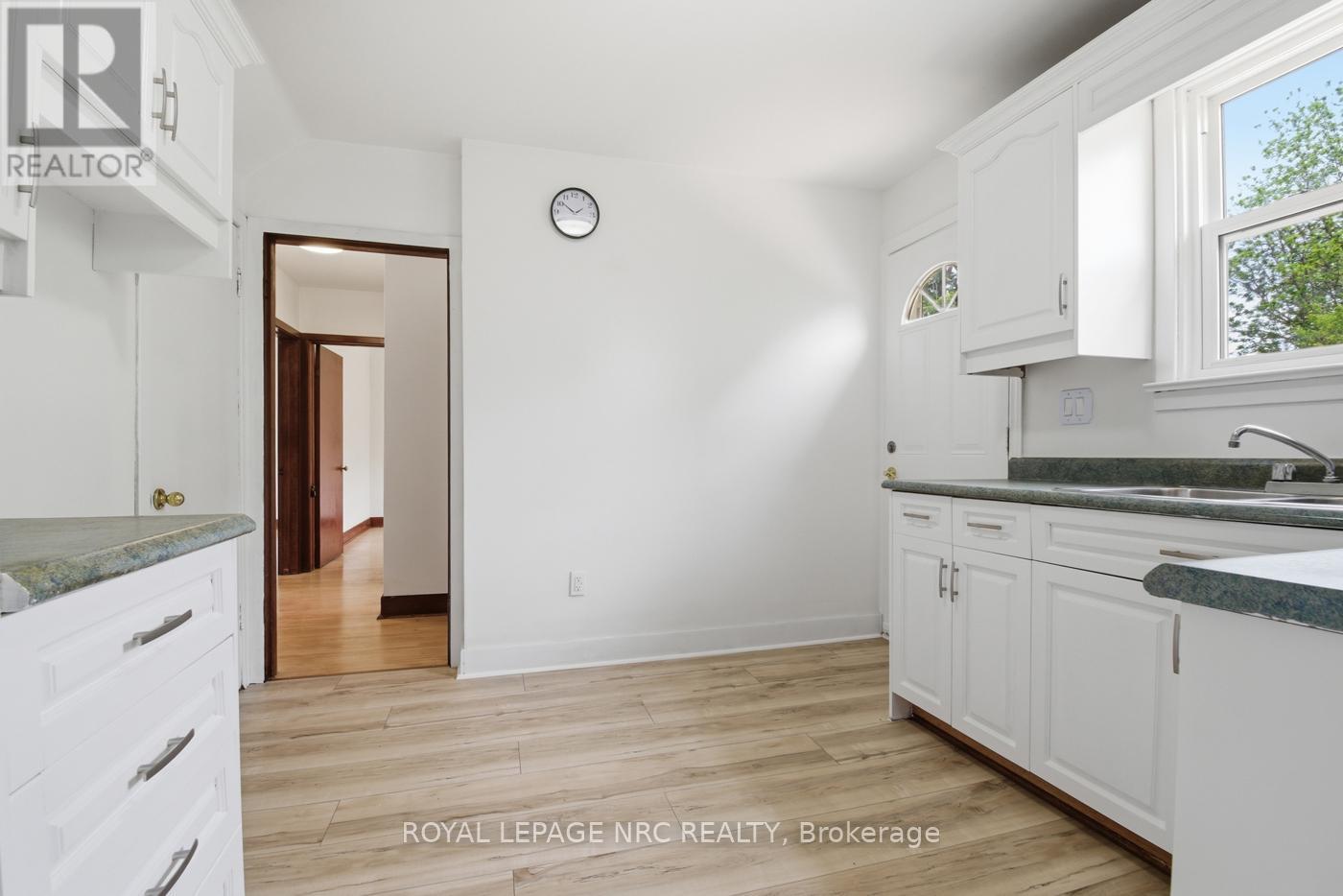 6010 CARLTON AVENUE - 18