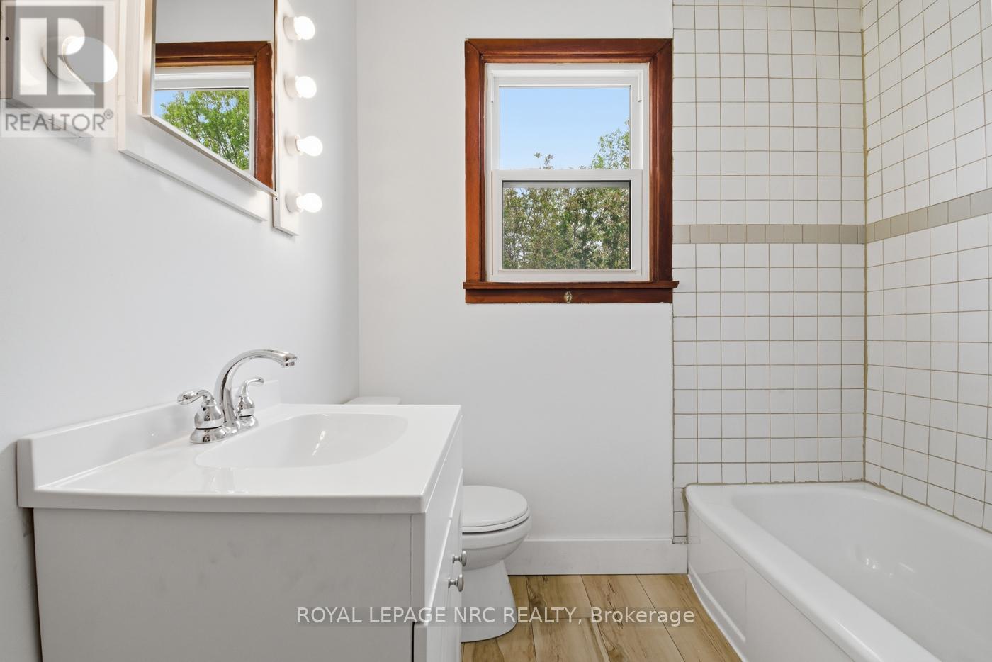 6010 CARLTON AVENUE - 20