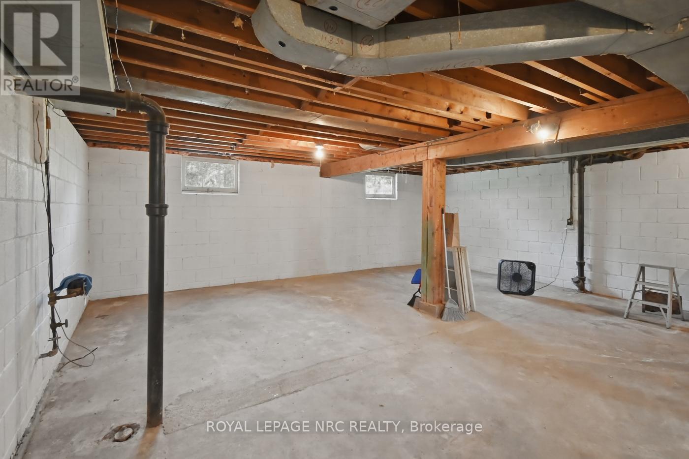 6010 CARLTON AVENUE - 27