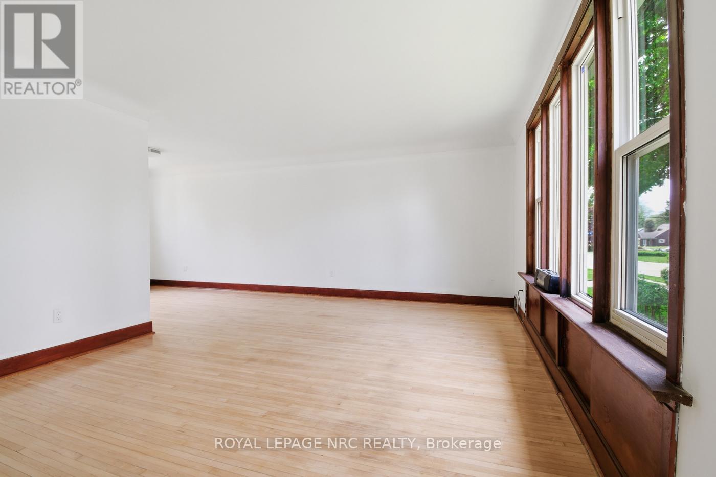 6010 CARLTON AVENUE - 3