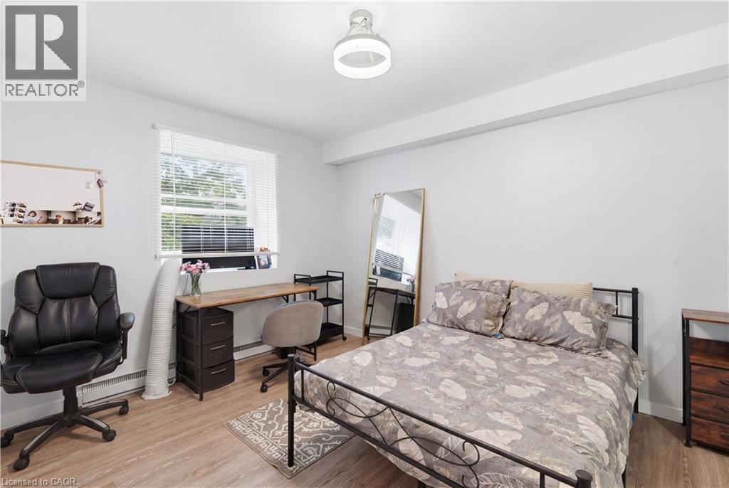 #3 91 WESTMOUNT Road - 4