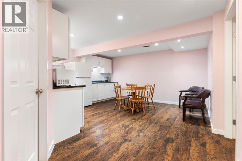 8 Hawkfield Crescent NW - 23