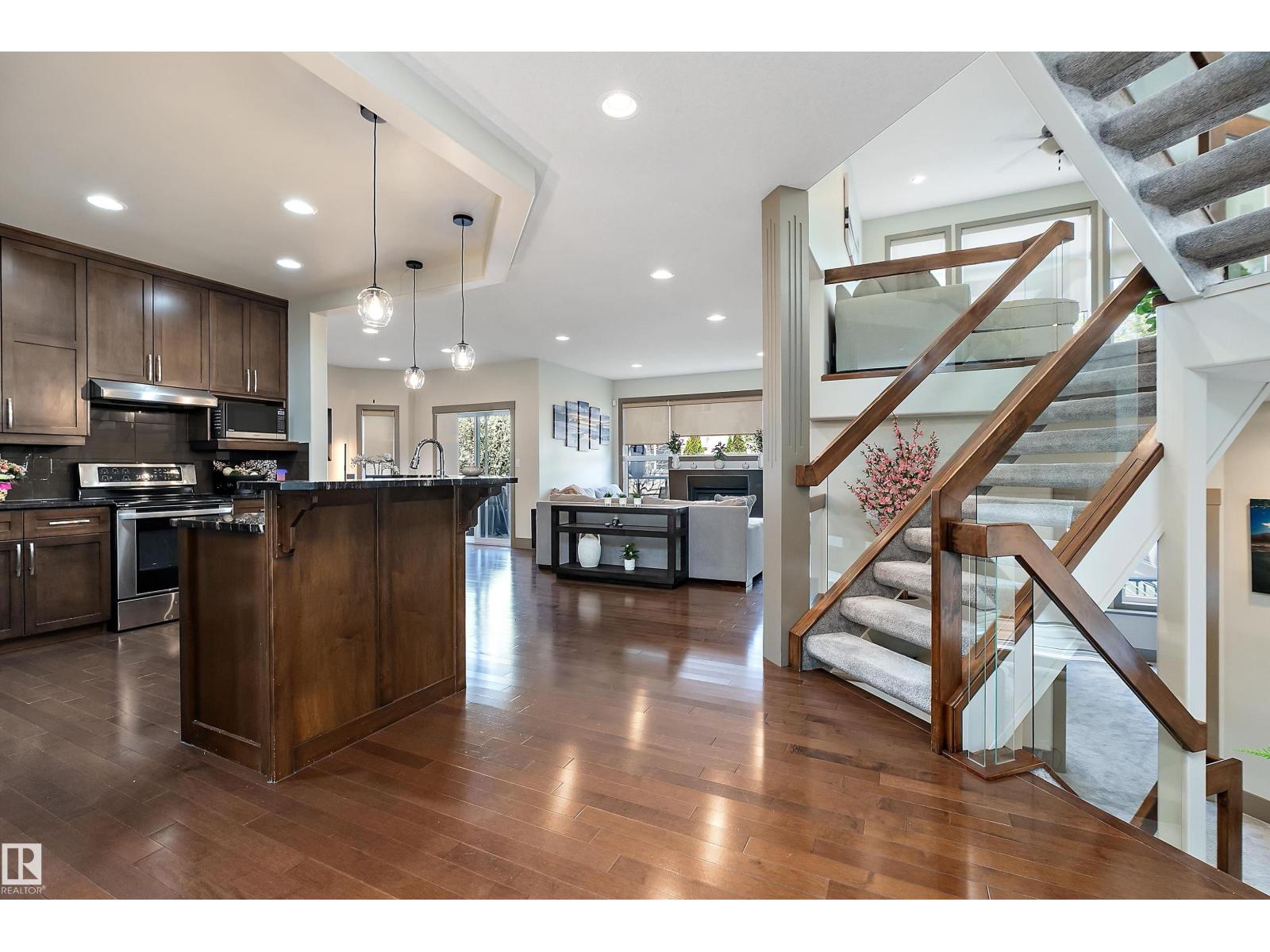 6411 MANN CO NW - 7