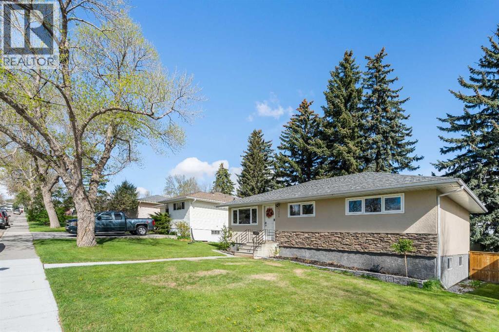 304 Blackthorn Road NW - Image 2