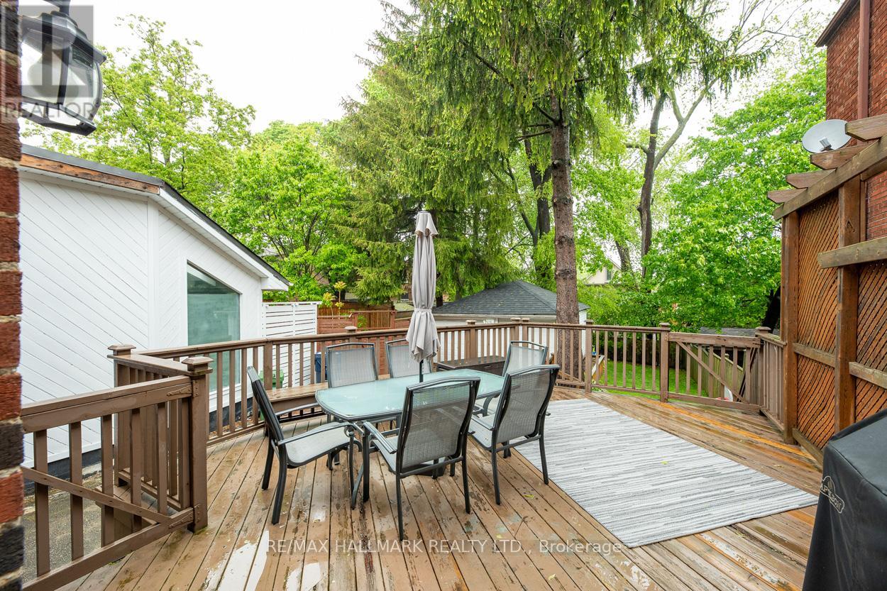 346 ROSELAWN AVENUE - 18