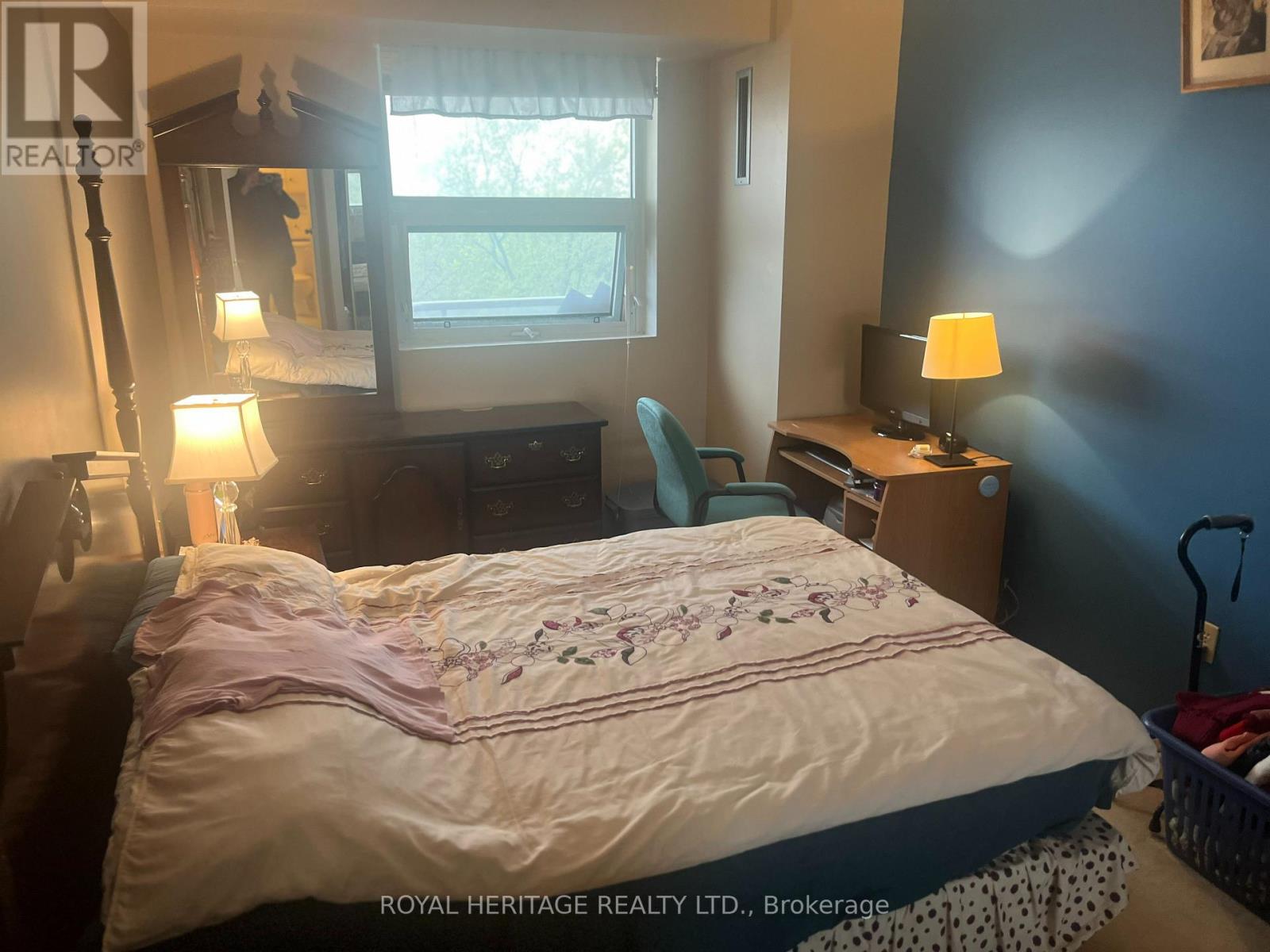 #617 20 DEAN PARK ROAD - 18