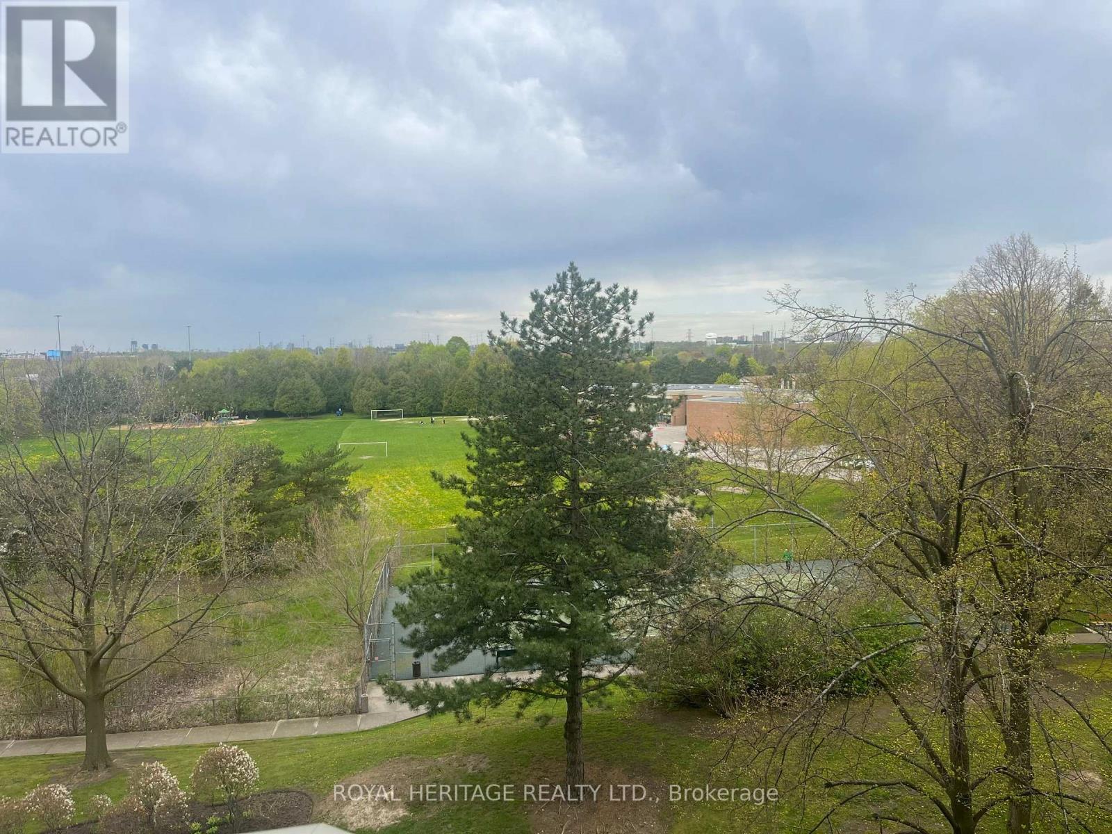 #617 20 DEAN PARK ROAD - 4