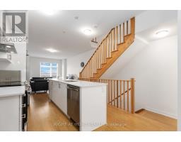 1557 Midland Avenue, Toronto, ON M1P0G3 Photo 14