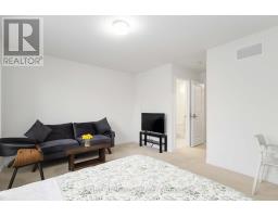 1557 Midland Avenue, Toronto, ON M1P0G3 Photo 22
