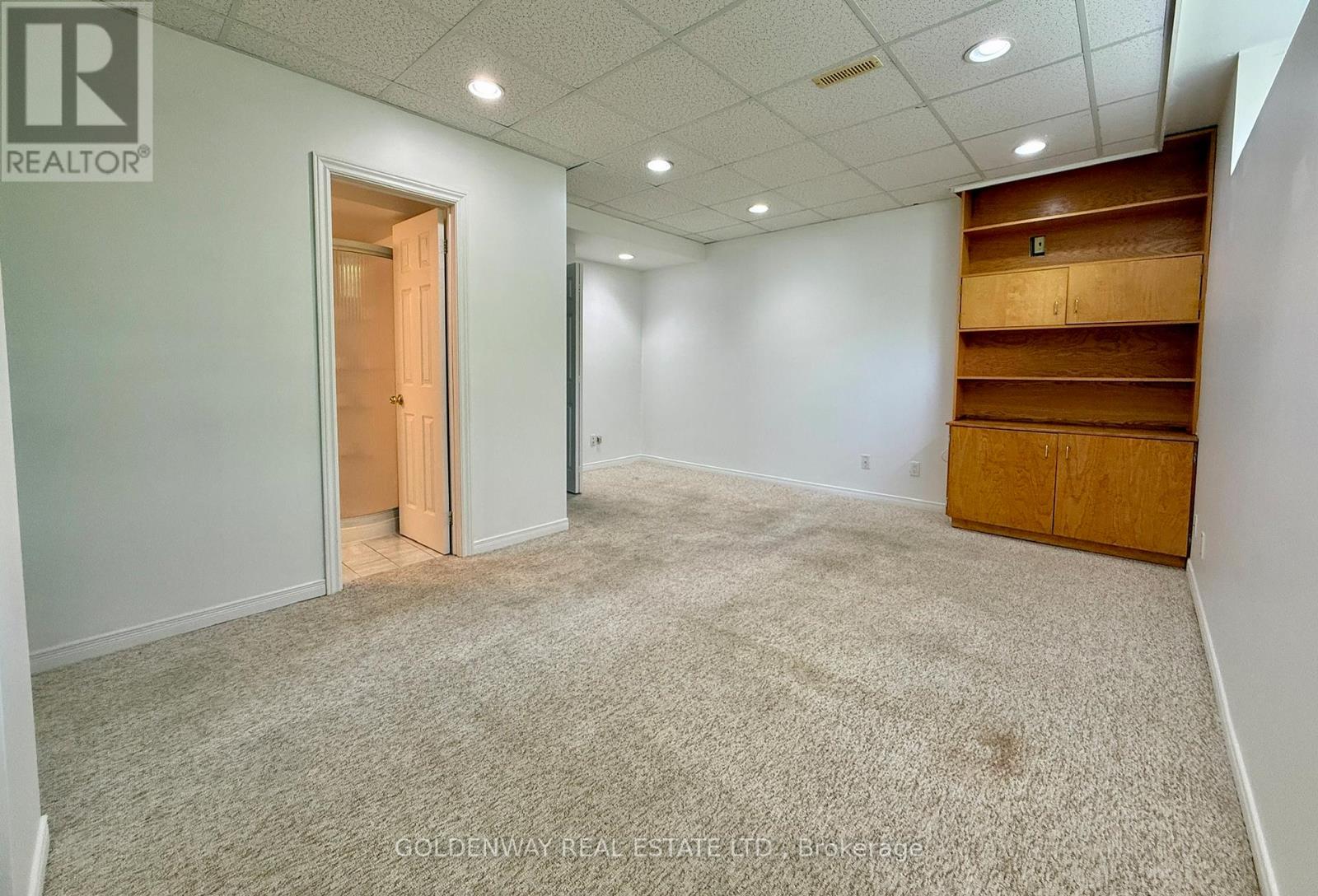 31 ROWATSON ROAD - 12