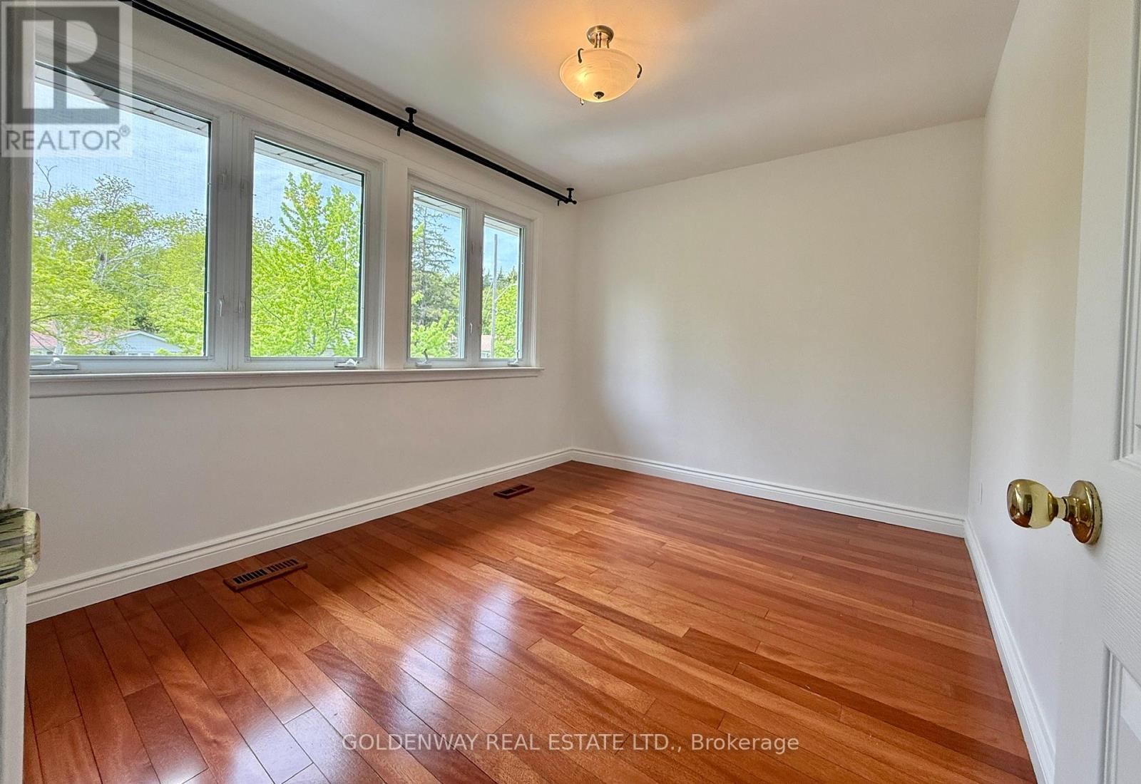 31 ROWATSON ROAD - 9