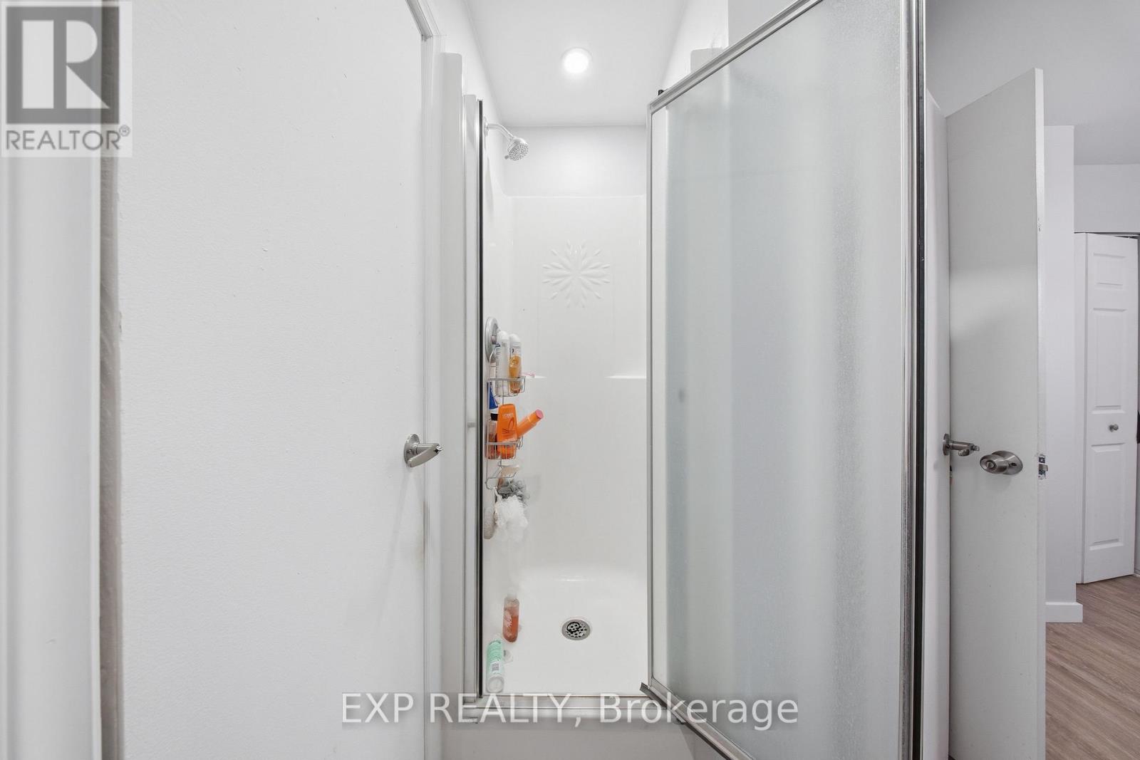 #3 91 WESTMOUNT ROAD N - 8