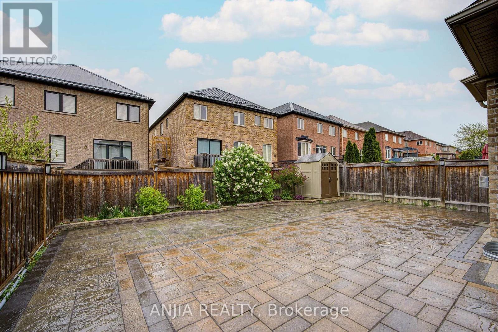 186 ASCALON DRIVE - 46
