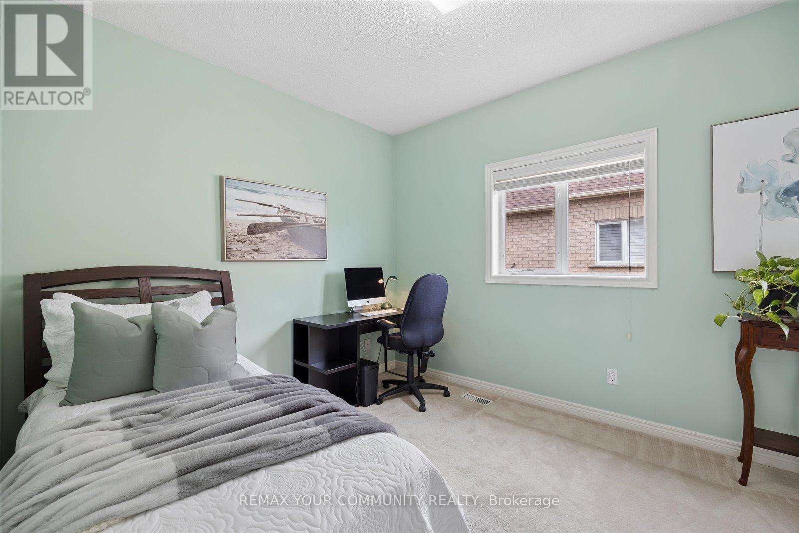 8 JACOB WAY - 20