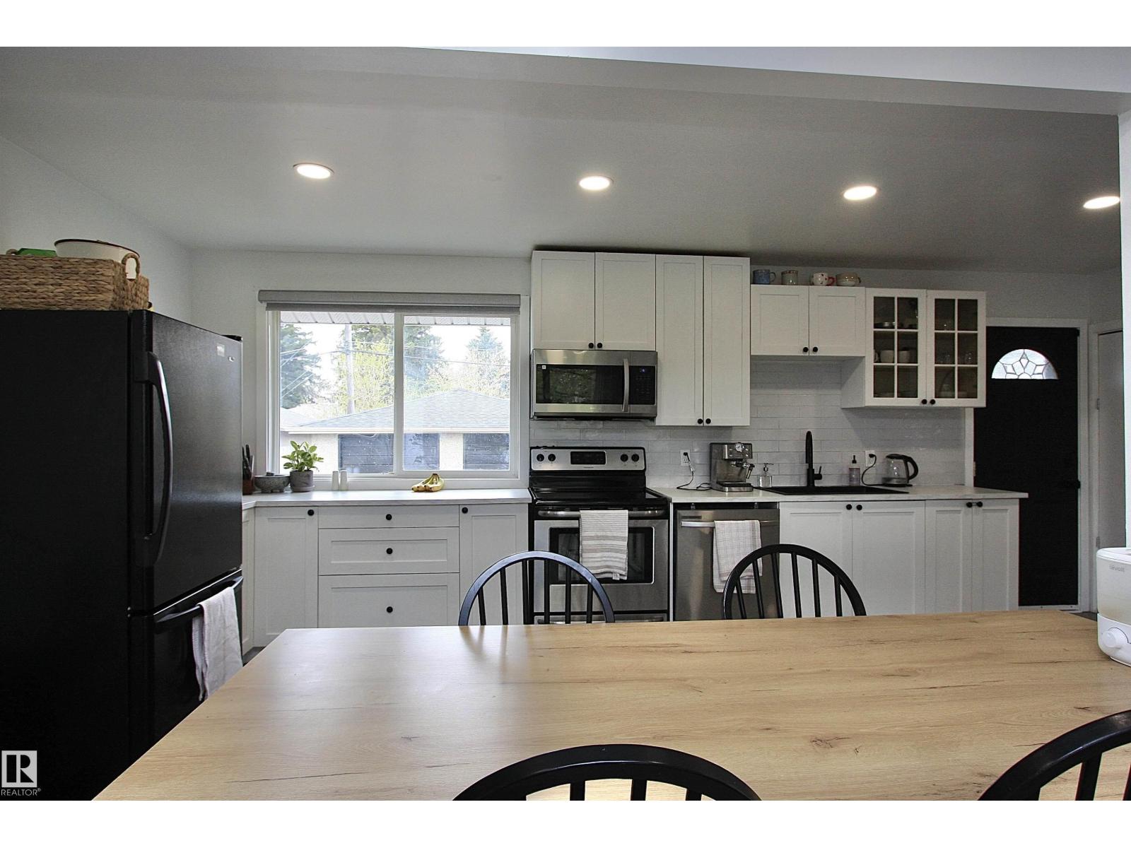13312 137 ST NW - 15