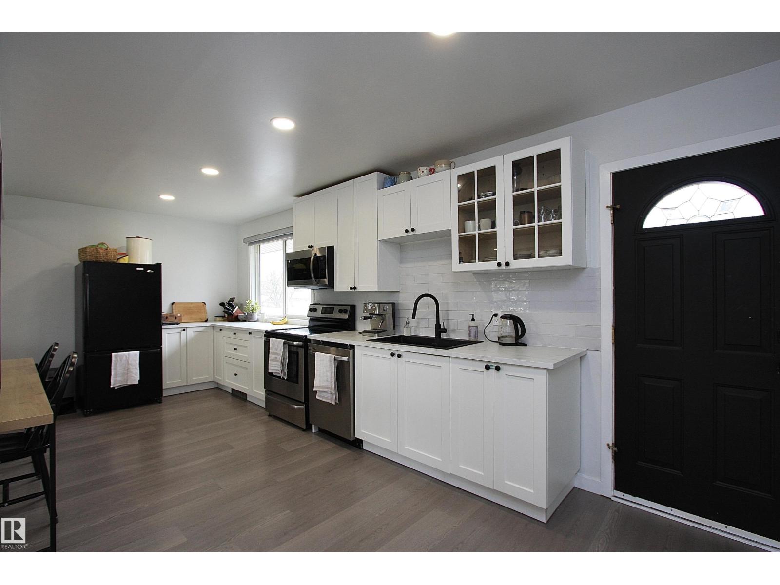 13312 137 ST NW - 16