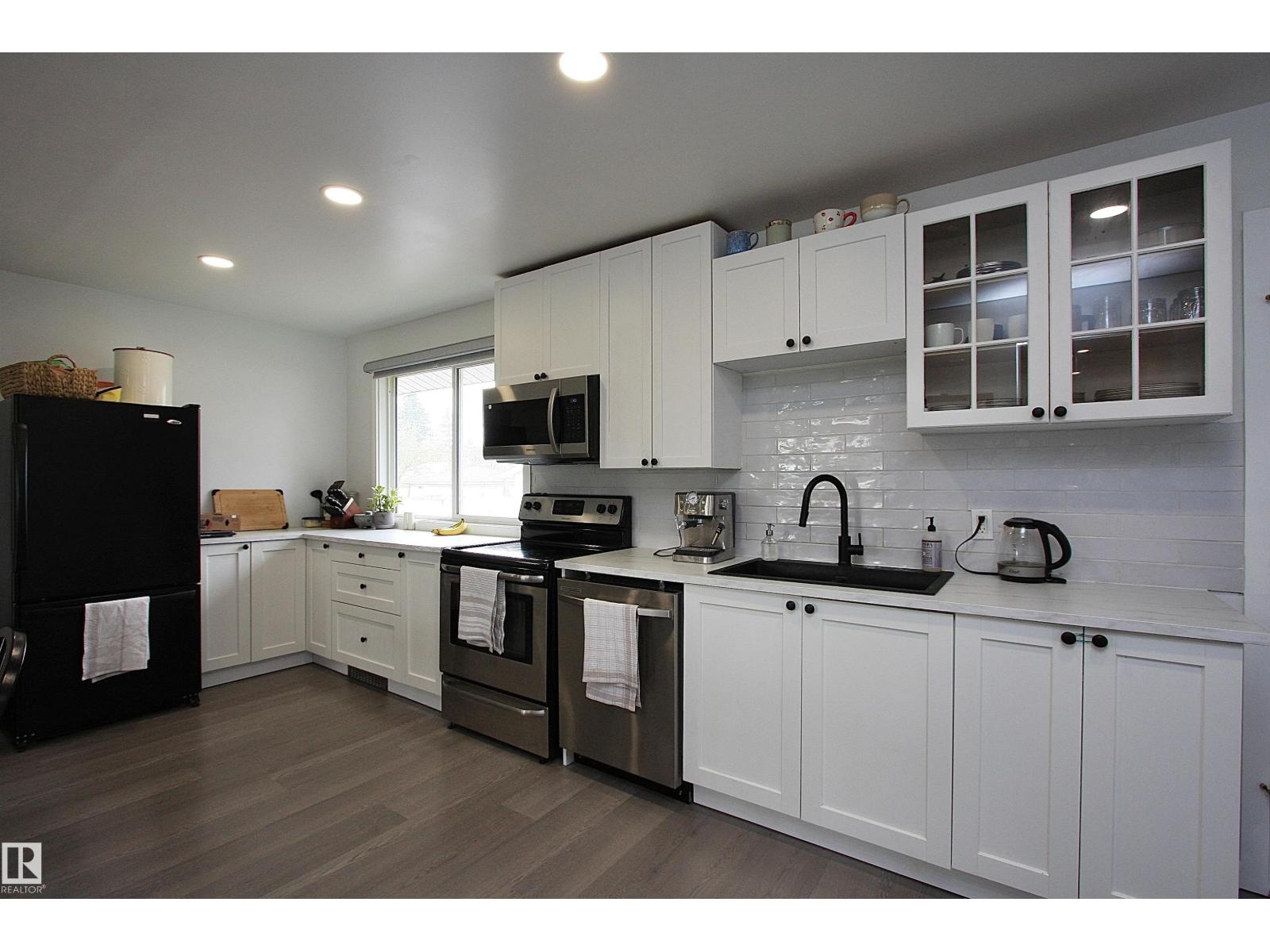 13312 137 ST NW - 18