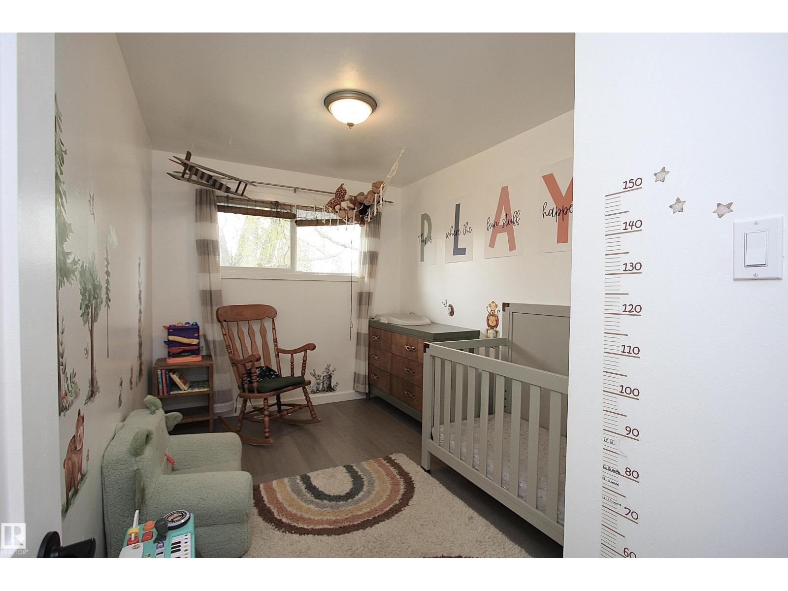 13312 137 ST NW - 21