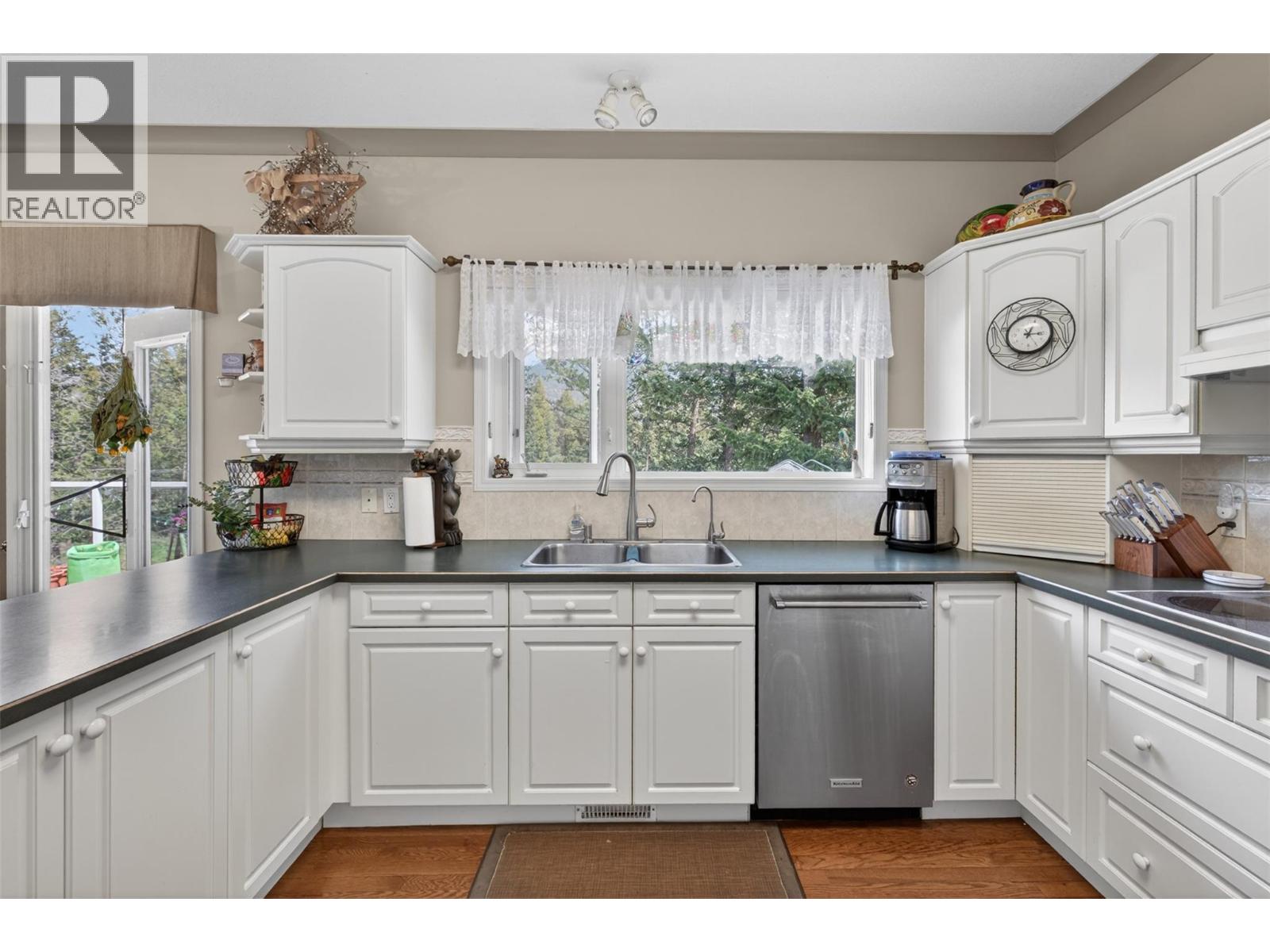27 - 640 Upper Lakeview Road, Invermere