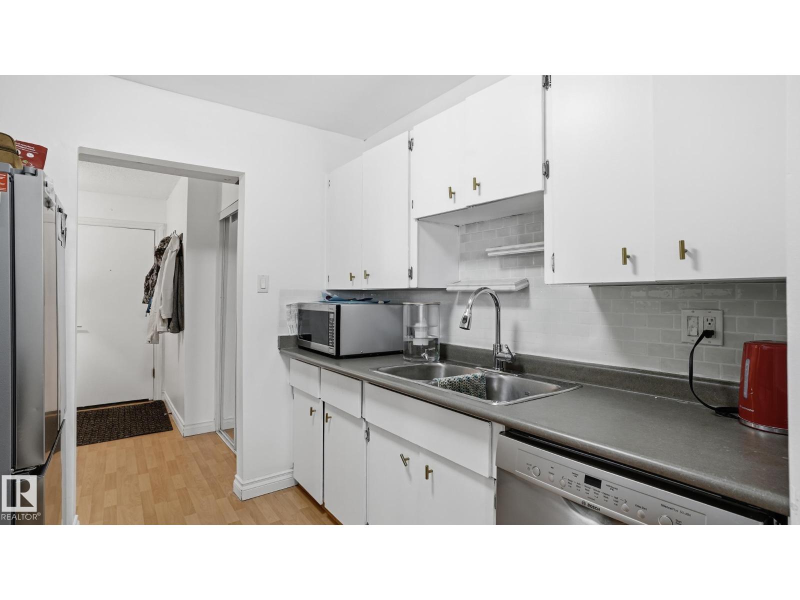 #105 5125 RIVERBEND RD NW - 9