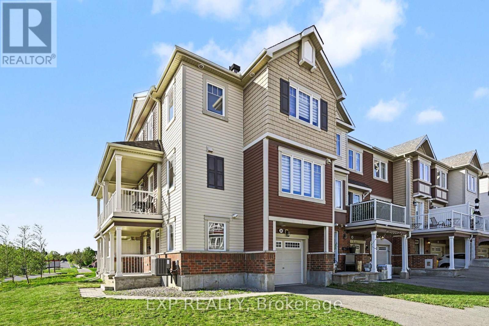 28 STREAMBANK STREET - 1