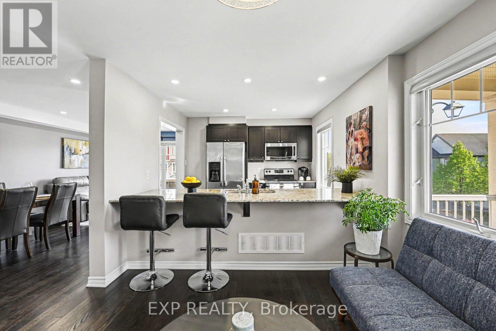 2 Bed, 3 Bath House for Sale in Ottawa – 28 STREAMBANK STREET, Ottawa – MLS# X13168068 - Image 10