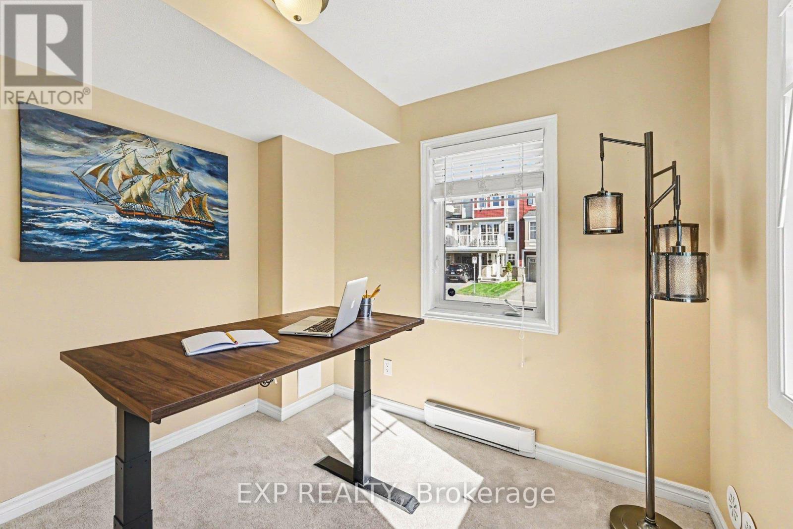 28 STREAMBANK STREET - 6