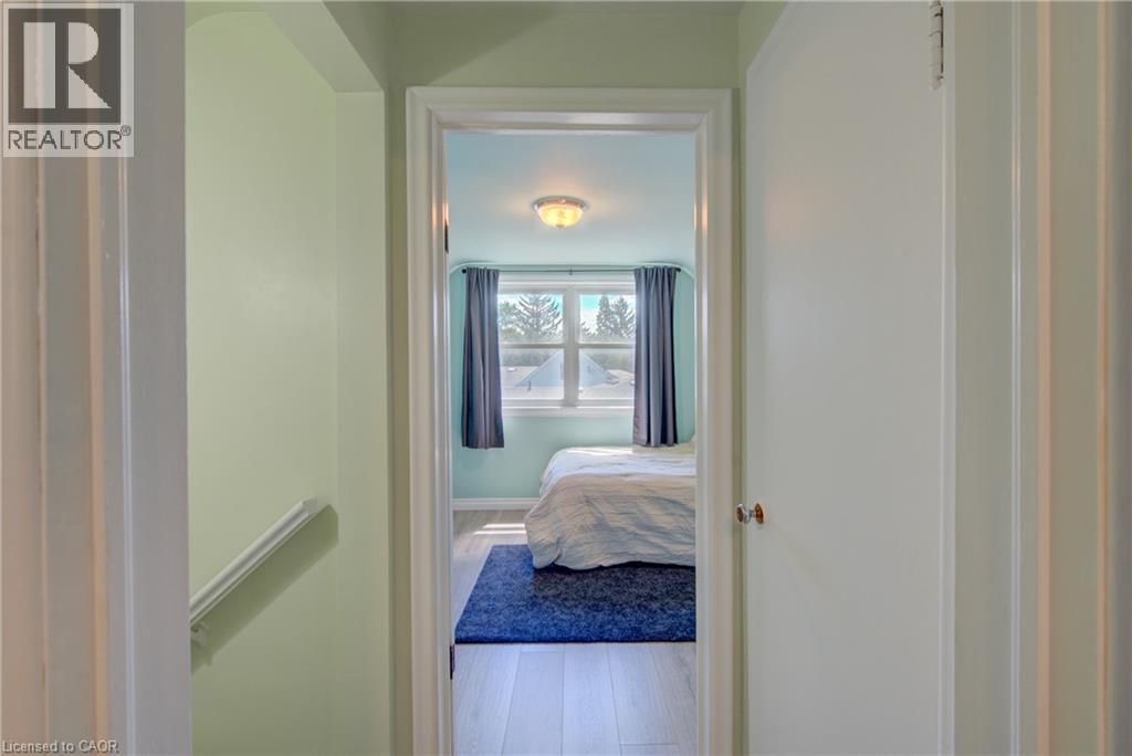 17 DANIEL Avenue - 24