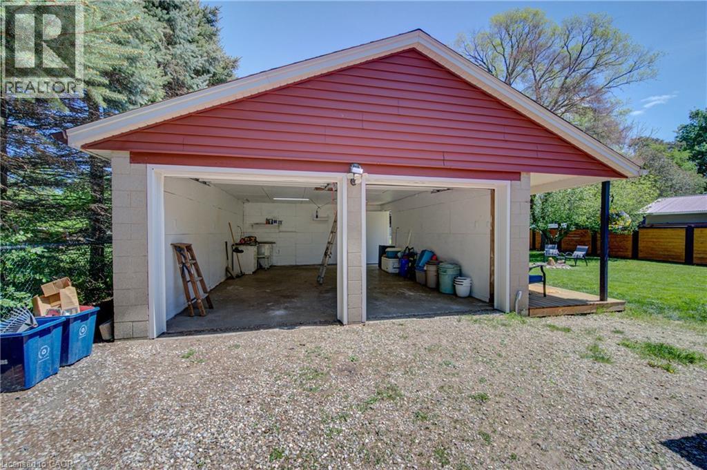 17 DANIEL Avenue - 46
